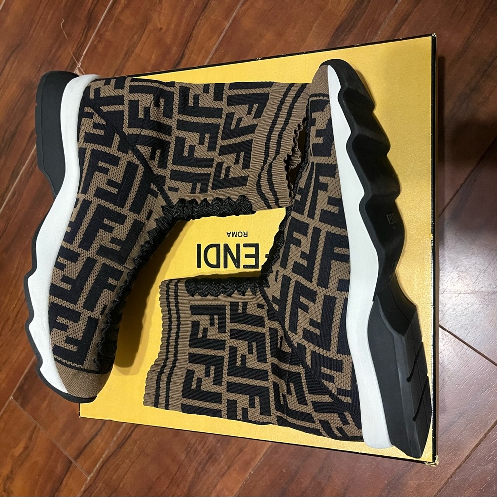 Fendi Women’s Black and Brown Sock Sneakers